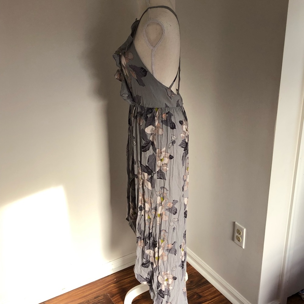 ASTR the Label Ruffle Surplice High/Low Maxi M - Picture 3 of 7